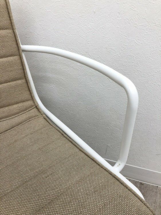 コクヨデイズオフィス オフセットフレームシリーズ ミーティングチェア 商品画像11