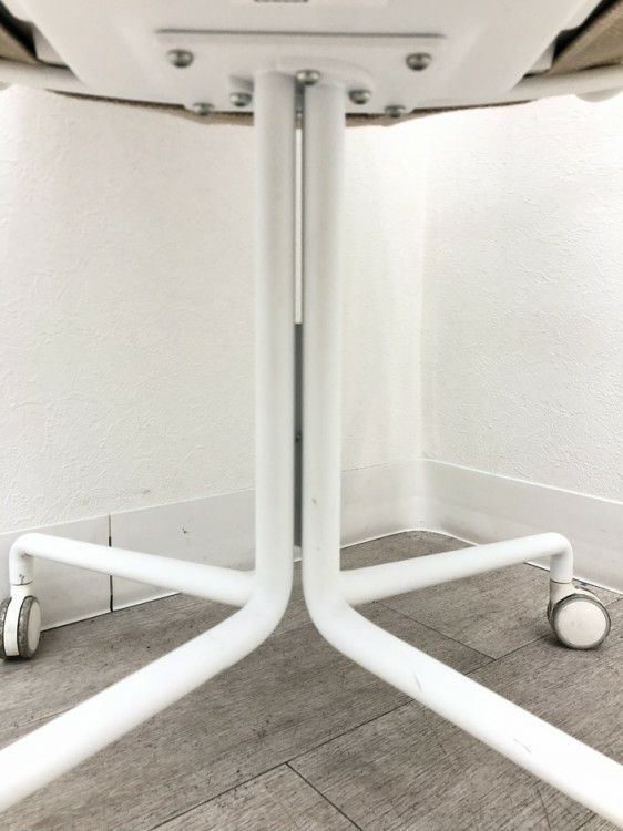 コクヨデイズオフィス オフセットフレームシリーズ ミーティングチェア 商品画像15