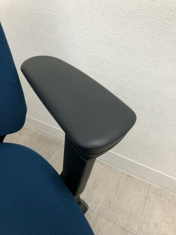 コクヨMitra2（ミトラ2）チェア 可動肘付ミトラ2チェア 商品画像10