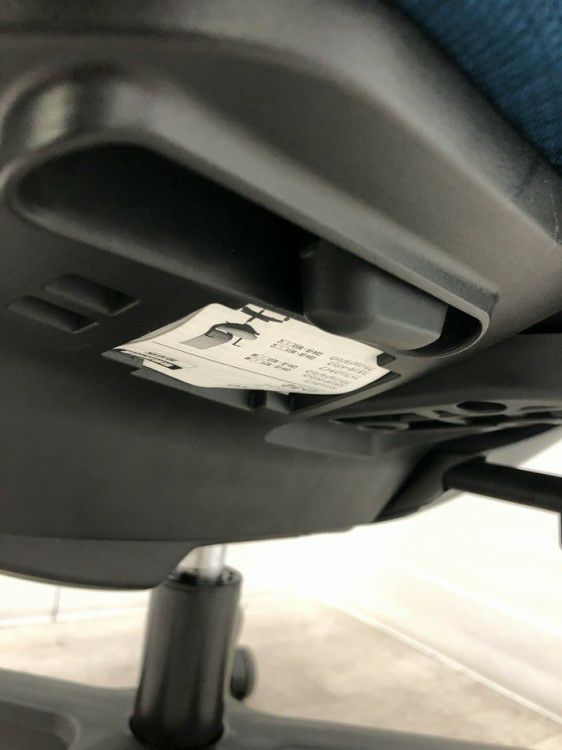 コクヨMitra2（ミトラ2）チェア 可動肘付ミトラ2チェア 商品画像14