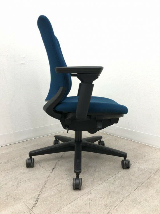 コクヨミトラチェア 可動肘付ミトラチェア 商品画像6