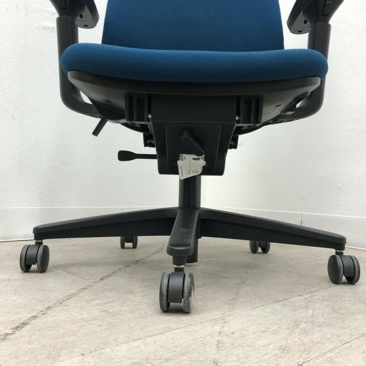 コクヨミトラチェア 可動肘付ミトラチェア 商品画像13