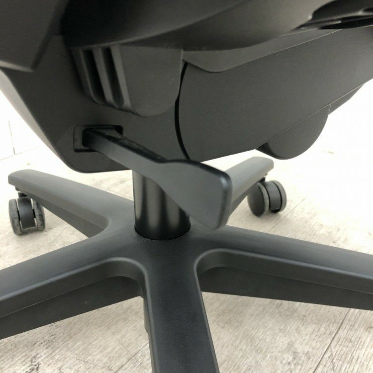 コクヨミトラチェア 可動肘付ミトラチェア 商品画像19