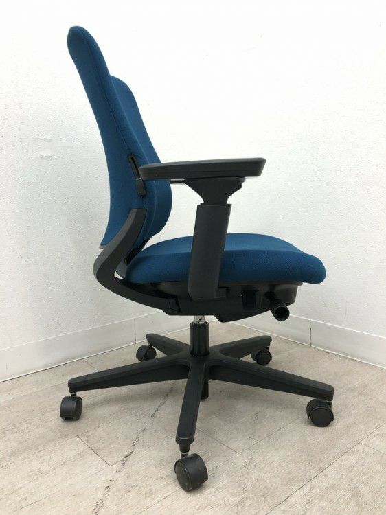 コクヨMitra2（ミトラ2）チェア 可動肘付ミトラ2チェア 商品画像5