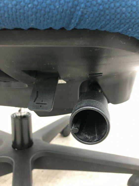 コクヨMitra2（ミトラ2）チェア 可動肘付ミトラ2チェア 商品画像15