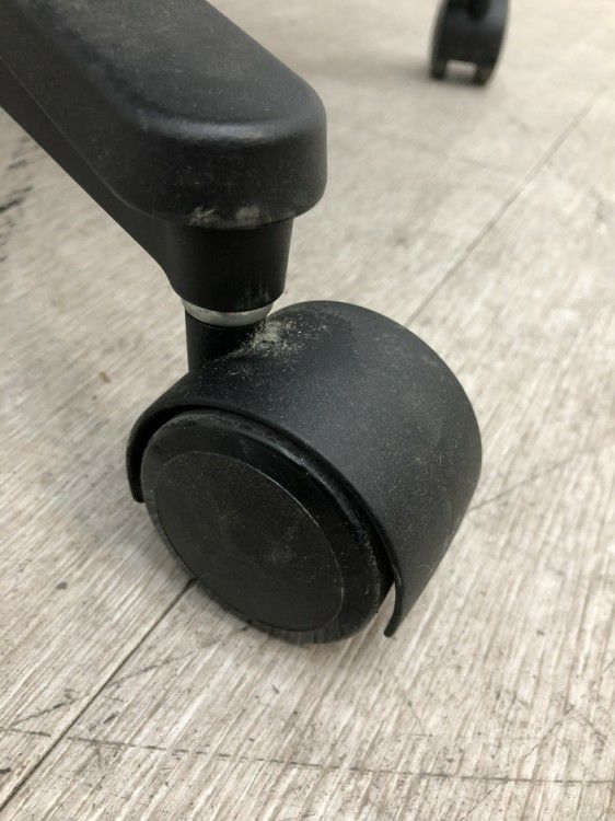 コクヨMitra2（ミトラ2）チェア 可動肘付ミトラ2チェア 商品画像16