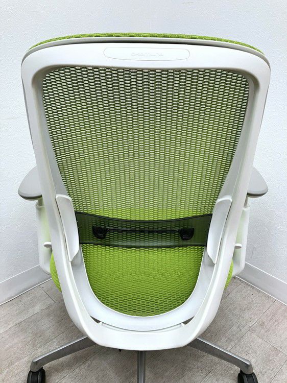 オカムラSylphy(シルフィー)チェア 可動肘付シルフィーチェア 商品画像10