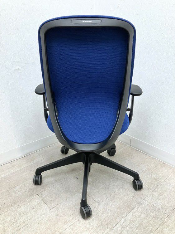 オカムラSylphy(シルフィー)チェア 固定肘付シルフィーチェア 商品画像4