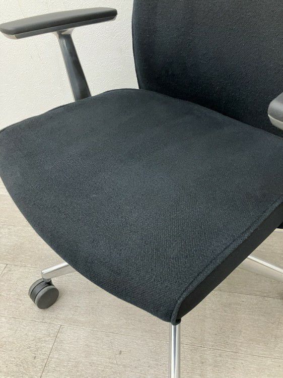 コクヨPUNTO(プント)チェア 固定肘付プントチェア 商品画像10