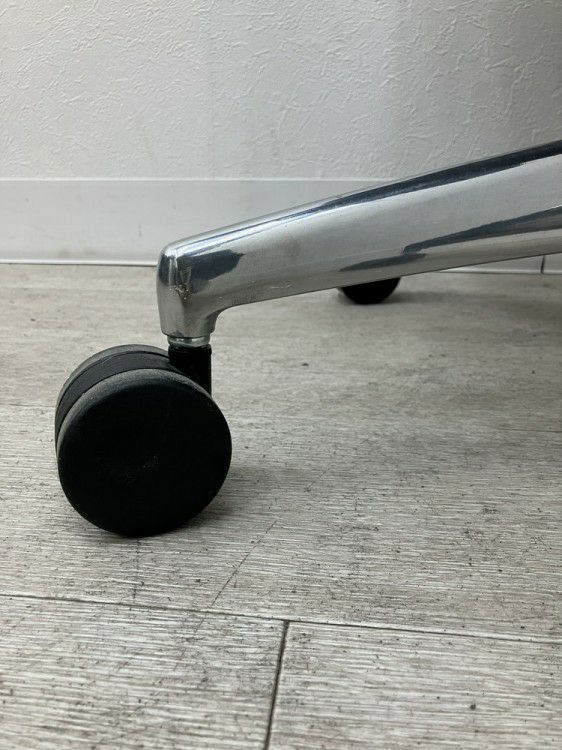 コクヨPUNTO(プント)チェア 固定肘付プントチェア 商品画像18