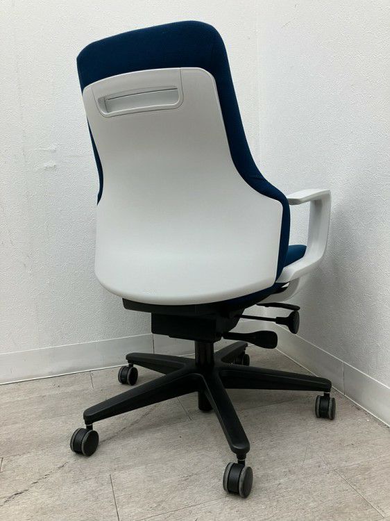 コクヨ固定肘付グーフォチェア 商品画像16