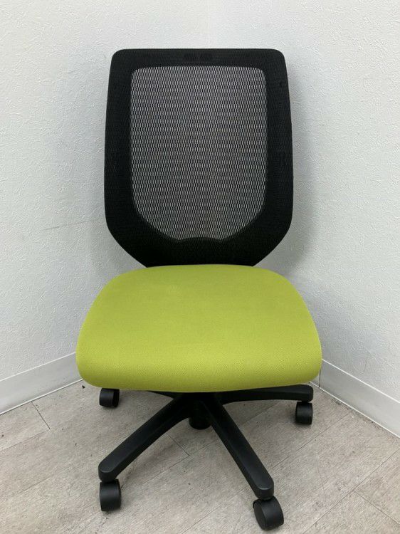 イトーキcolt（コルト）シリーズ コルトチェア 商品画像2