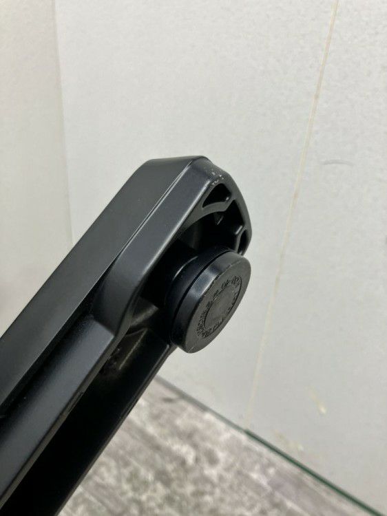 オカムラLives Meeting Table(ライブス ミーティングテーブル)シリーズ 900角ローテーブル 商品画像7