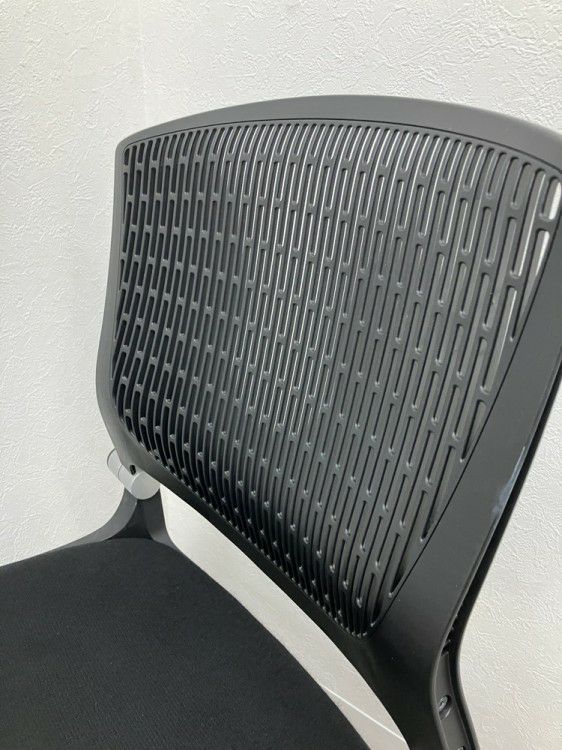 オカムラGrata（グラータ）チェア ミーティングチェア 商品画像11