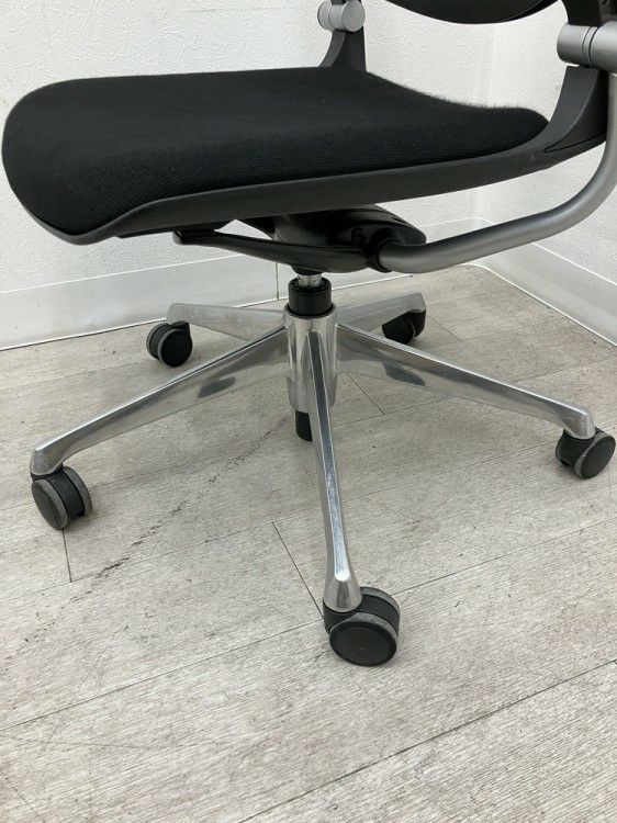 オカムラGrata（グラータ）チェア ミーティングチェア 商品画像15