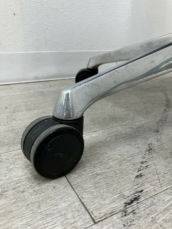 オカムラGrata（グラータ）チェア ミーティングチェア 商品画像16