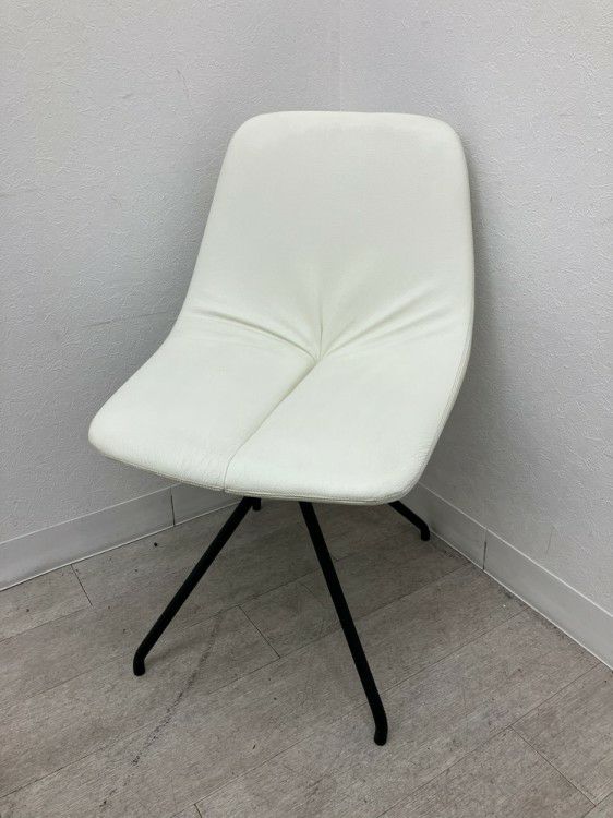 ポルトローナ・フラウ/Poltrona Frau ミーテイングチェア 商品画像1