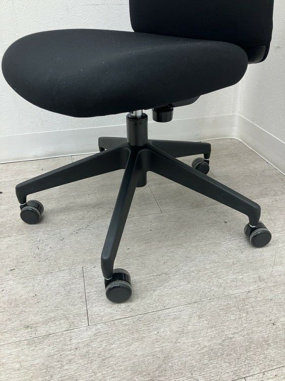 コクヨオプティチェア 商品画像12