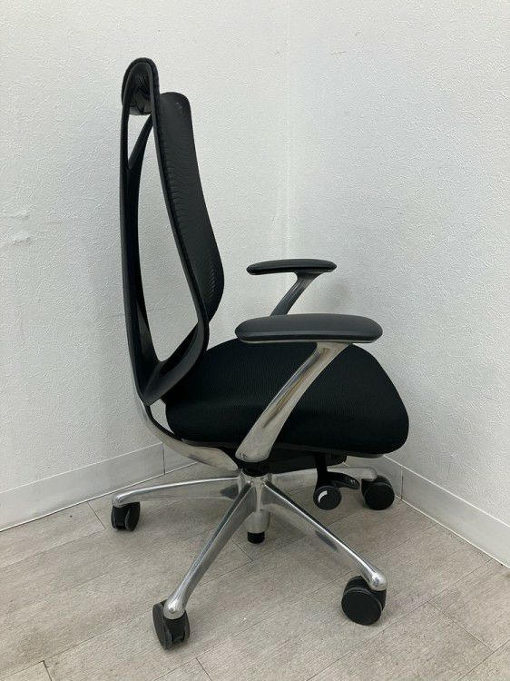 オカムラSabrina(サブリナ)シリーズ 固定肘付サブリナチェア 商品画像3