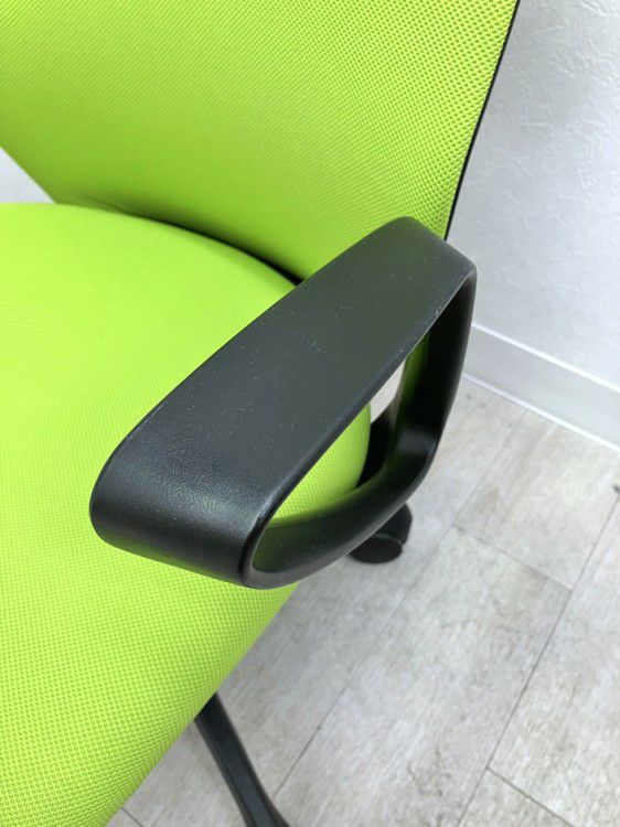 オカムラCG-M(シージーエム)シリーズ 固定肘付CG-Mチェア 商品画像9