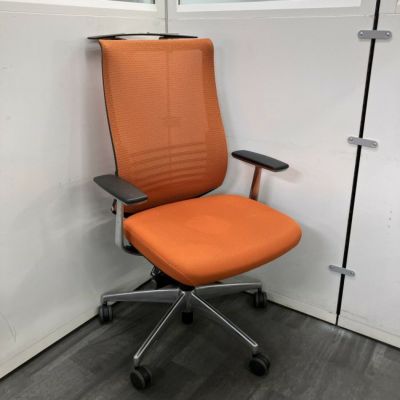 コクヨ固定肘付ベゼルチェア 商品画像1