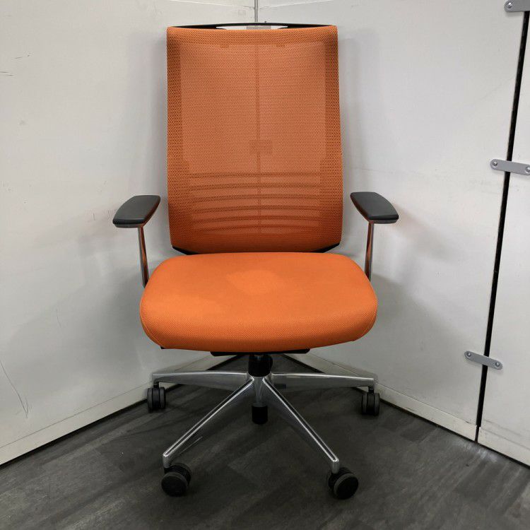 コクヨ固定肘付ベゼルチェア 商品画像2