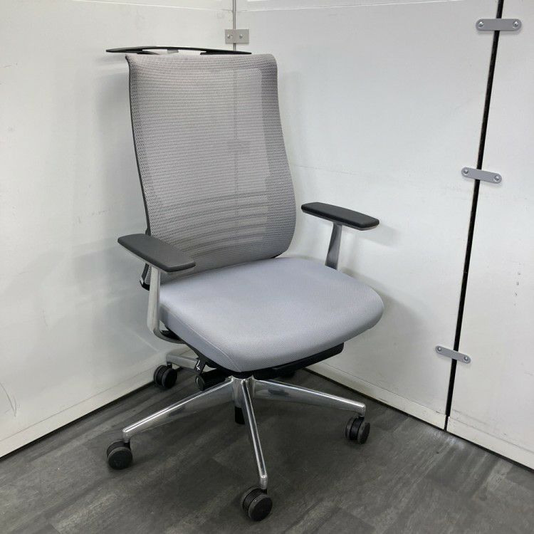 コクヨ固定肘付ベゼルチェア 商品画像1