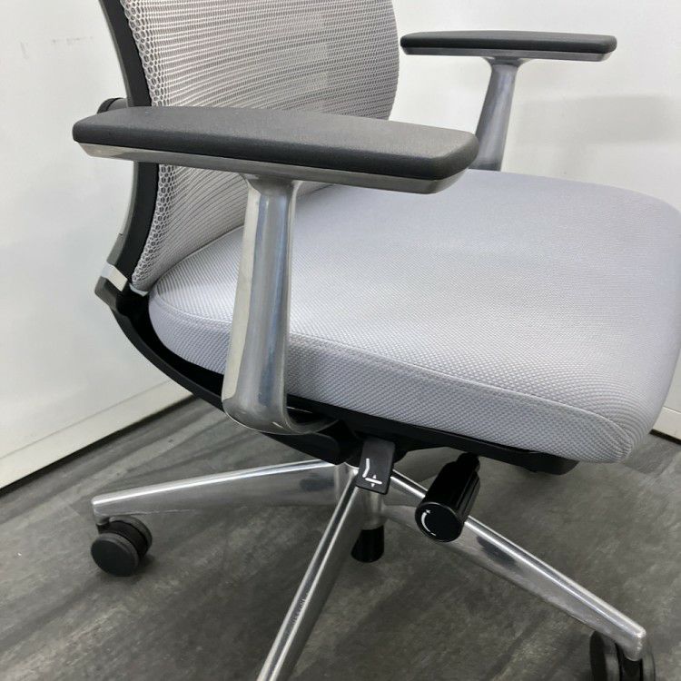 コクヨ固定肘付ベゼルチェア 商品画像10