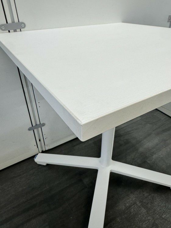 コクヨビエナ（VIENA）シリーズ 角テーブル 商品画像9