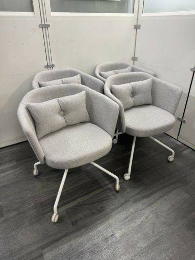 コクヨCOODE（コーデ）シリーズ ミーティングチェア4脚セット 商品画像1