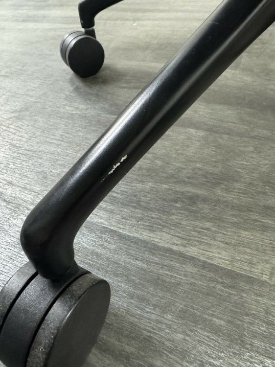 オカムラ固定肘付ライブスエントリーチェア 商品画像9