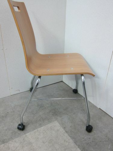 オカムラMONOS3(モノス3)シリーズ キャスター付きモノス3チェア 商品画像3