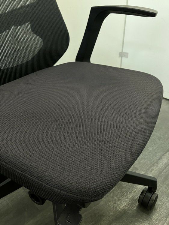 ナイキ固定肘付セリフトチェア 商品画像5