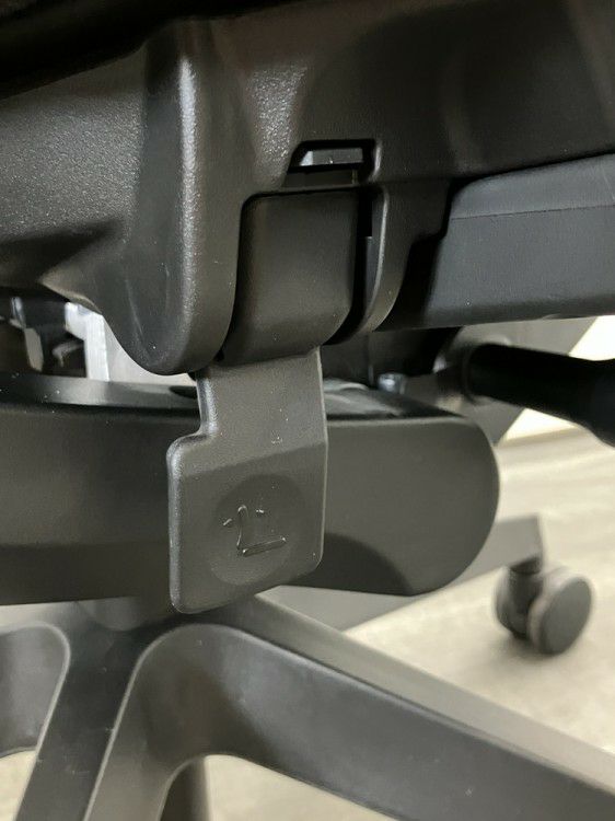 ナイキ固定肘付セリフトチェア 商品画像9