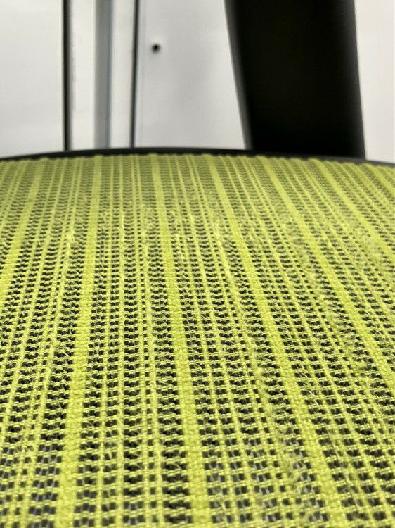 エルゴヒューマン可動肘付ベーシックチェア 商品画像15