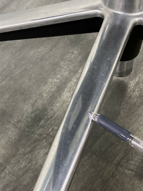 エルゴヒューマン可動肘付ベーシックチェア 商品画像19