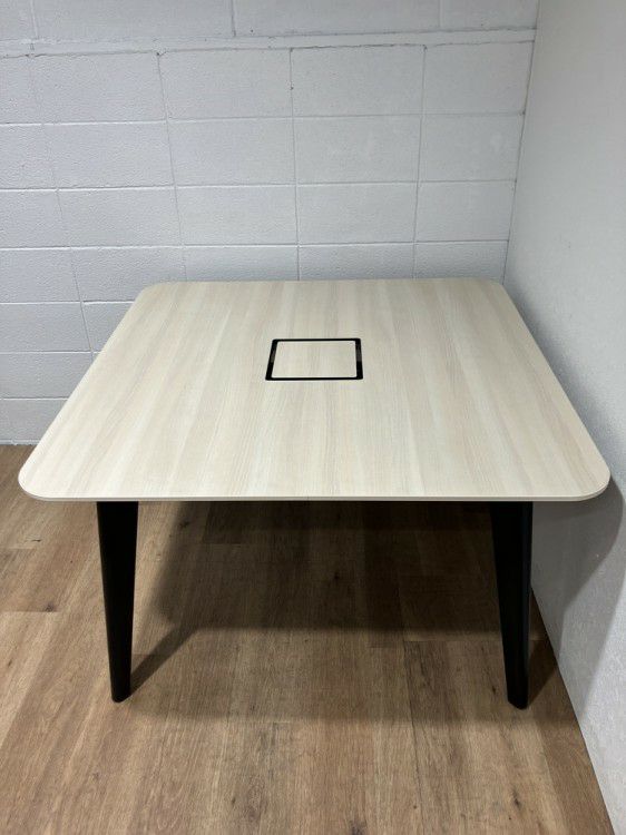 オカムラライブスワークテーブルシリーズ 1200ワークテーブル 商品画像2