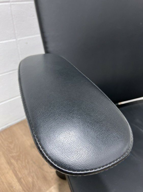 オカムラコンテッサ（Contessa）チェア 可動肘付コンテッサチェア 商品画像12