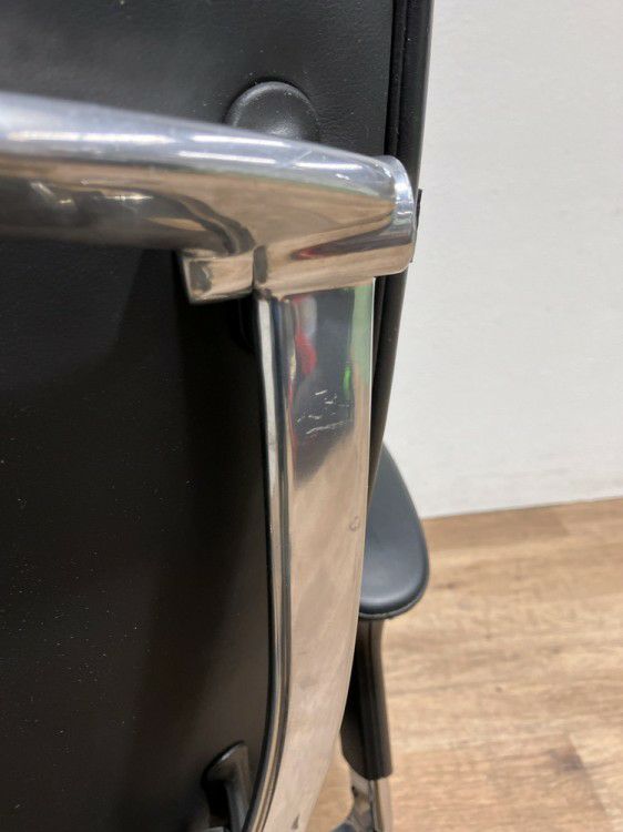 オカムラコンテッサ（Contessa）チェア 可動肘付コンテッサチェア 商品画像10