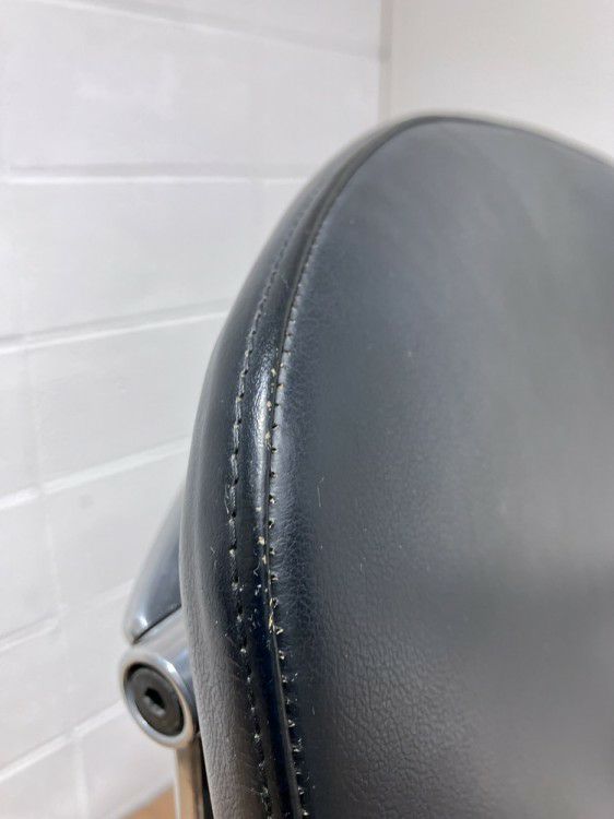 オカムラコンテッサ（Contessa）チェア 可動肘付コンテッサチェア 商品画像13