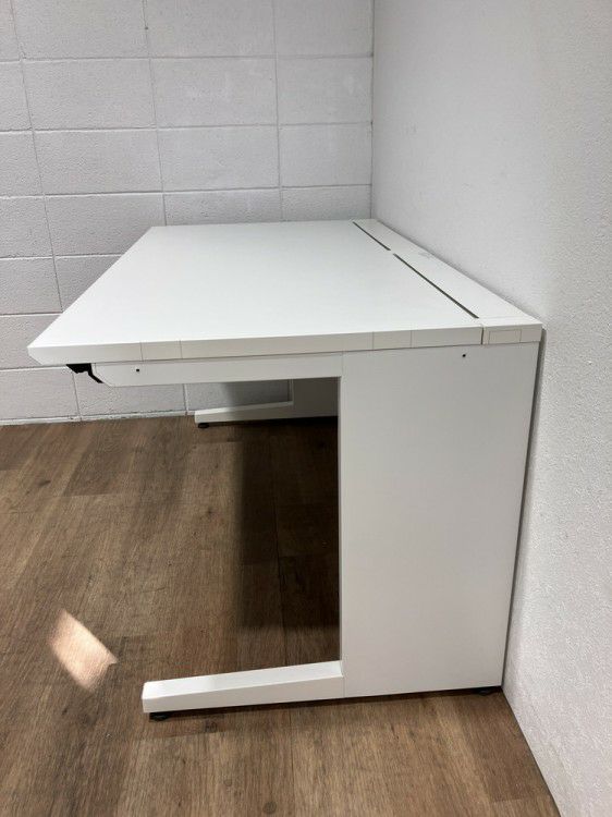 コクヨisシリーズ 1400平デスク 商品画像6