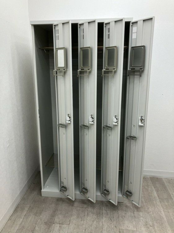 東京鋼器4人用ロッカー 商品画像11