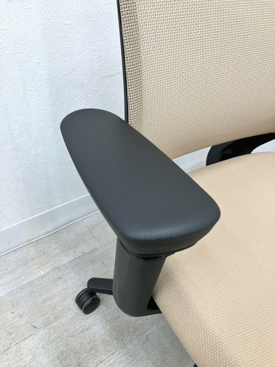 コクヨMitra2（ミトラ2）チェア 可動肘付ミトラ2チェア 商品画像6