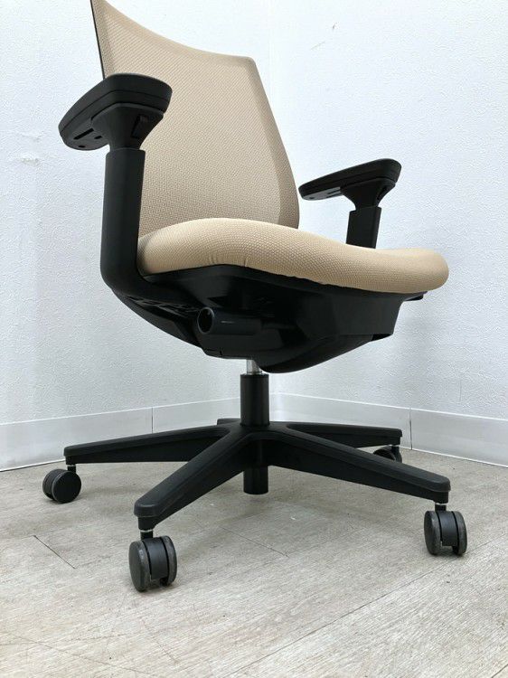 コクヨMitra2（ミトラ2）チェア 可動肘付ミトラ2チェア 商品画像9