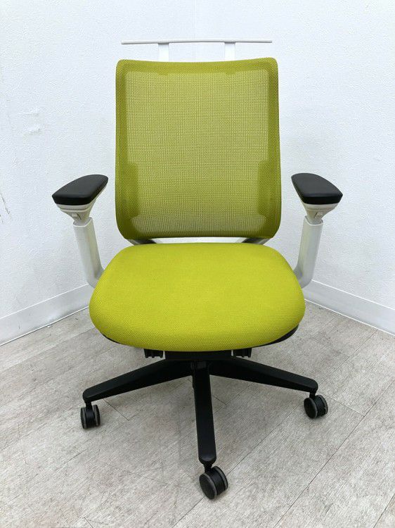 コクヨミトラチェア 可動肘付ミトラチェア 商品画像2