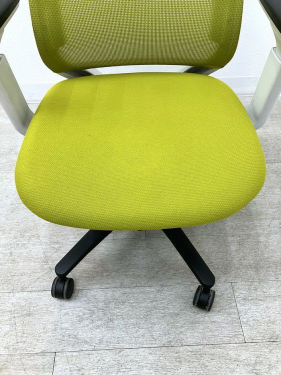 コクヨミトラチェア 可動肘付ミトラチェア 商品画像8