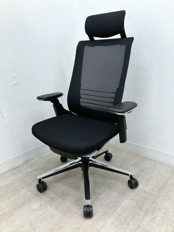 コクヨINSPINE（インスパイン）チェア 可動肘付インスパインチェア 商品画像1