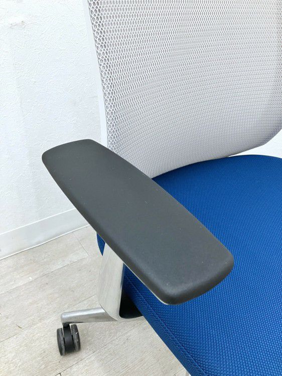 コクヨBezel(ベゼル)チェア 固定肘付ベゼルチェア 商品画像6