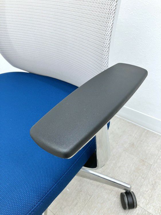 コクヨBezel(ベゼル)チェア 固定肘付ベゼルチェア 商品画像7