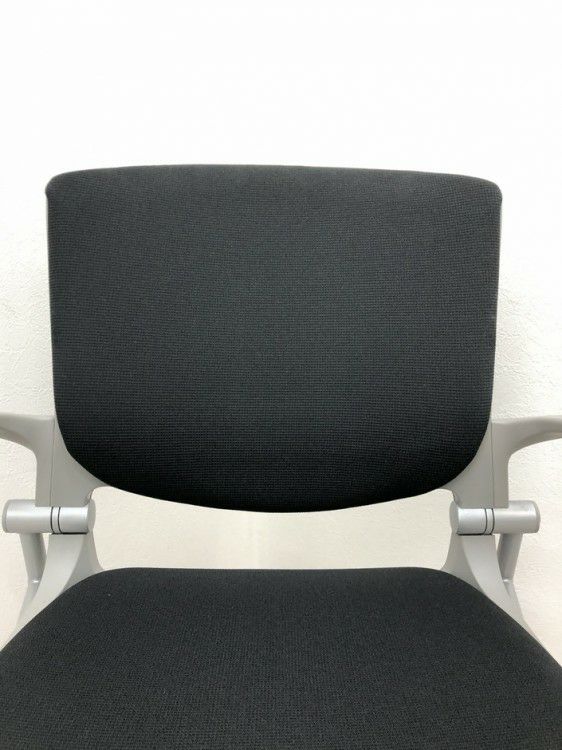 オカムラGrata（グラータ）チェア ネスティングチェア 商品画像8